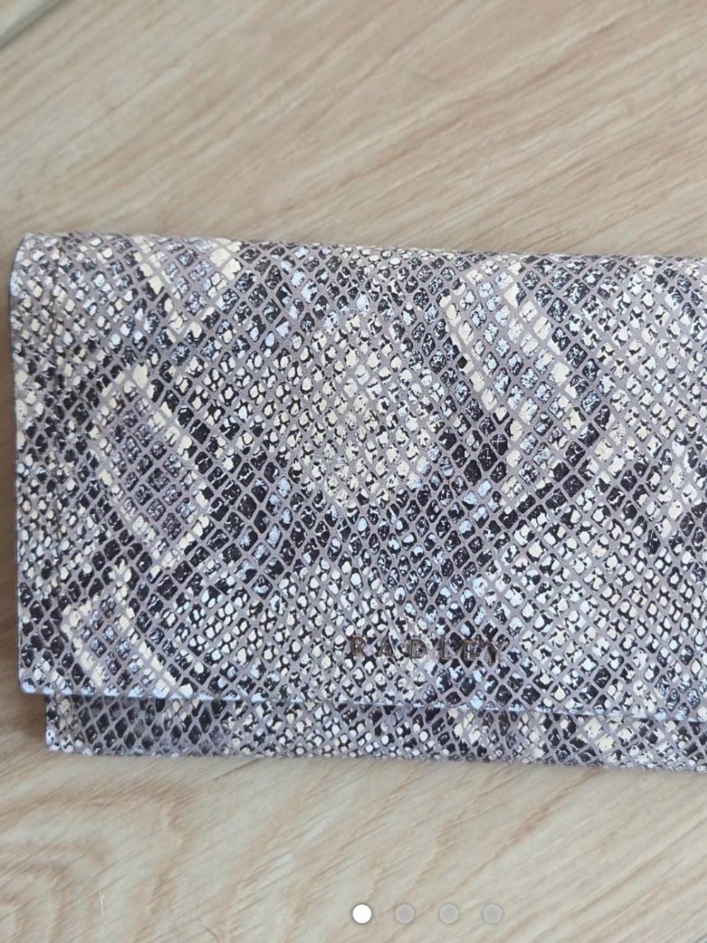 Stylish Snakeskin Print wallet in Gray